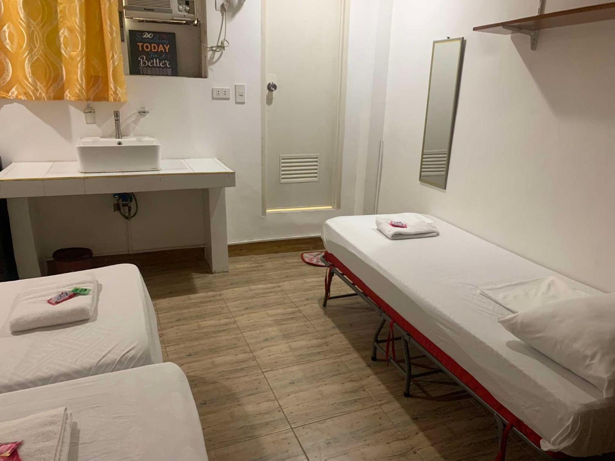 Jcv Rooms Суригао Экстерьер фото